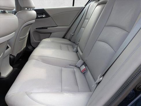 Used 2013 Honda Accord EX-L image 19