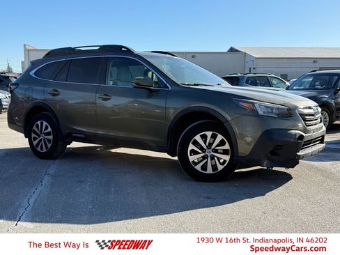 Used 2021 Subaru Outback Premium image 1