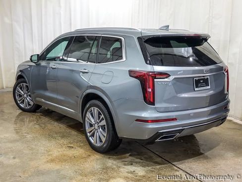 Certified 2024 Cadillac XT6 Premium Luxury FWD image 8