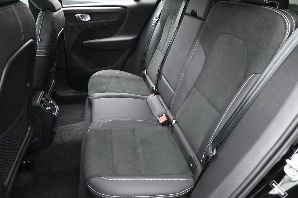 Used 2023 Volvo C40 P8 Recharge Plus AWD/4WD image 24