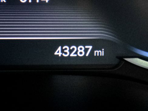 Used 2022 Genesis GV80 2.5T w/ Advanced Package 02 image 22