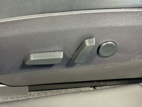 Used 2018 Tesla Model 3 Long Range image 25