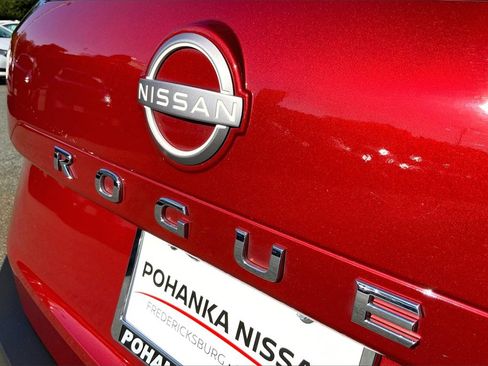 Certified 2023 Nissan Rogue SV image 31