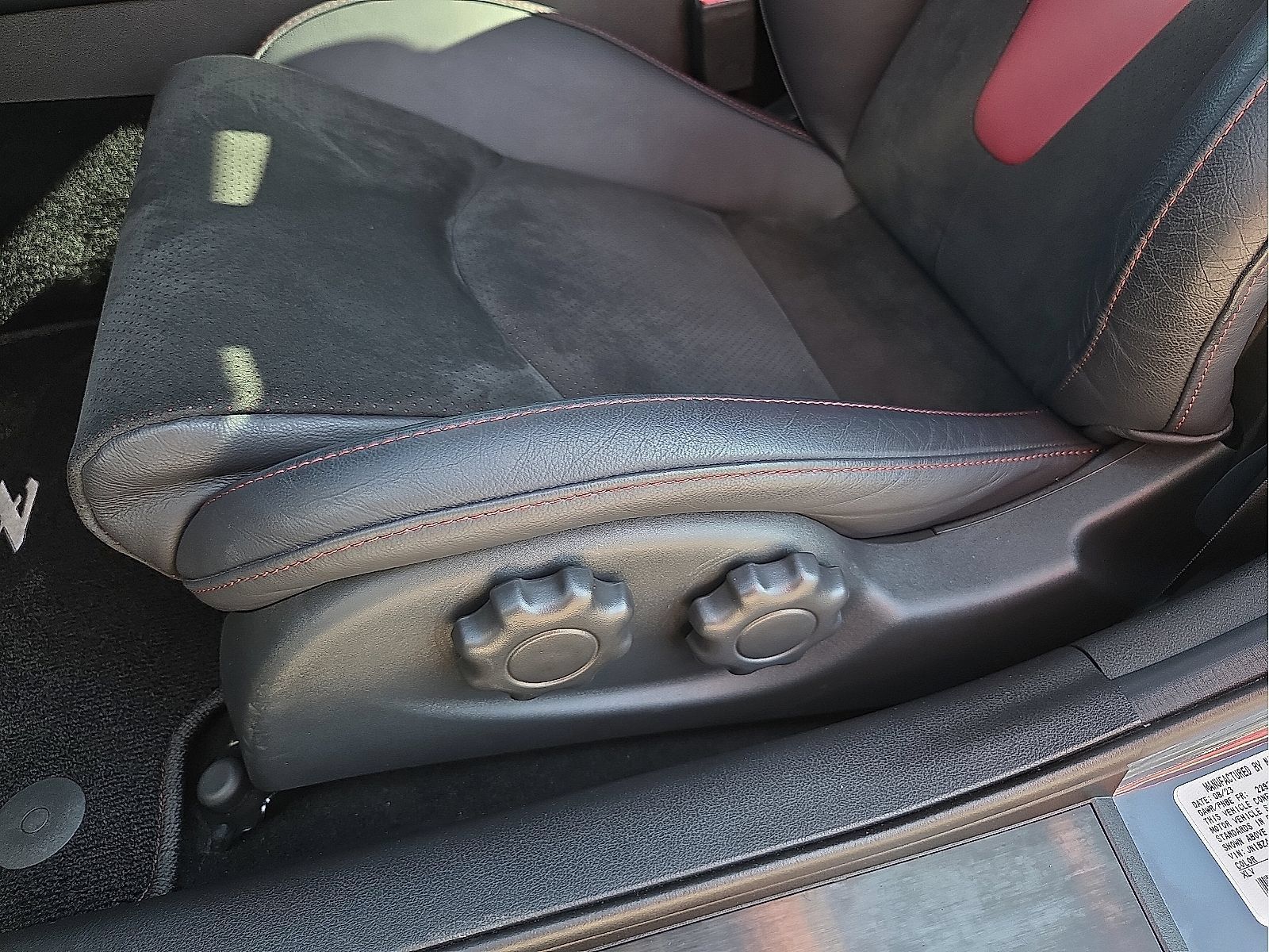 Used 2024 Nissan Z NISMO w/ Floor Mat Package RWD image 13