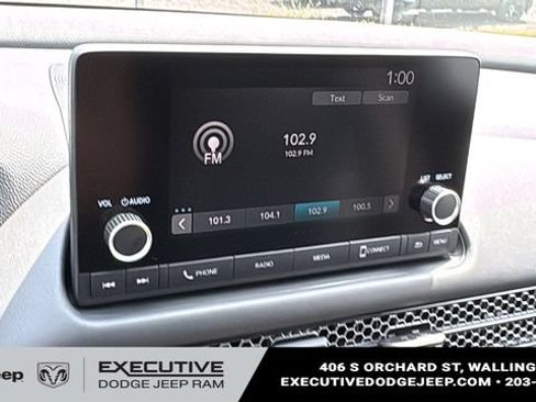 Used 2024 Honda HR-V Sport image 25