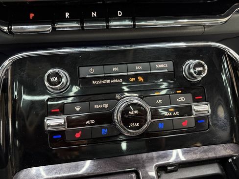 Used 2019 Lincoln Navigator Reserve AWD/4WD image 35