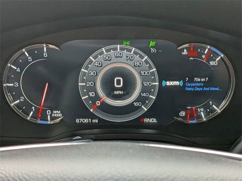 Used 2018 Cadillac Escalade Luxury image 30