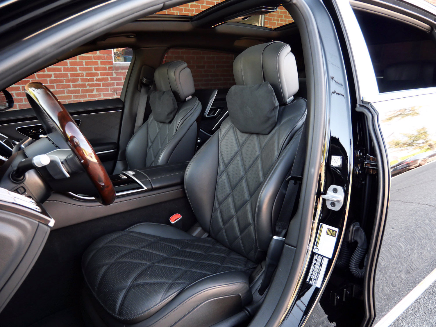 Used 2024 Mercedes-Benz Maybach S 580 4MATIC image 19