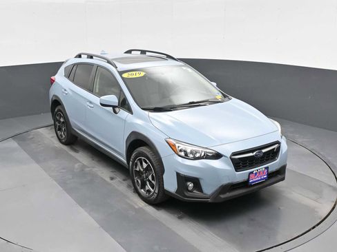 Used 2019 Subaru Crosstrek 2.0i Premium w/ Moonroof Package image 19