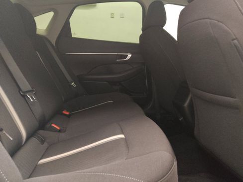 Used 2022 Hyundai Sonata SE w/ Cargo Package FWD image 19