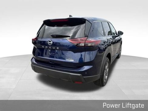 Used 2025 Nissan Rogue SV AWD/4WD image 14