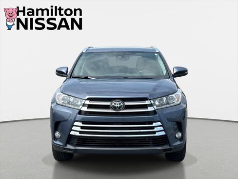 Used 2018 Toyota Highlander Limited AWD/4WD image 6