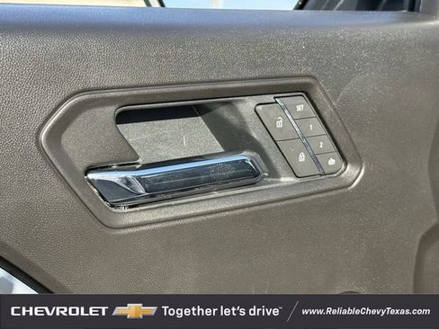 Used 2026 Chevrolet Colorado ZR2 w/ Technology Package image 30