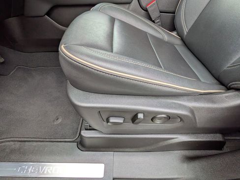 Used 2025 Chevrolet Tahoe Premier image 15