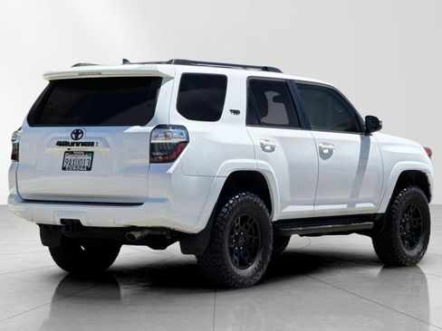 Used 2022 Toyota 4Runner SR5 Premium w/ Moonroof Package RWD image 3