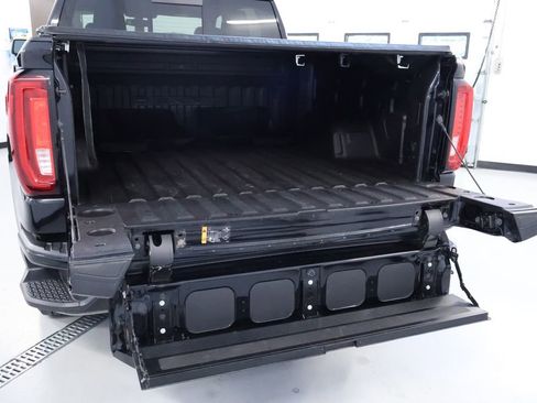 Used 2021 GMC Sierra 1500 Denali image 19