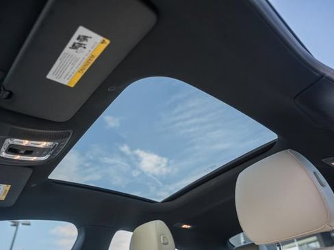 Certified 2025 Mercedes-Benz CLA 250 4MATIC image 45