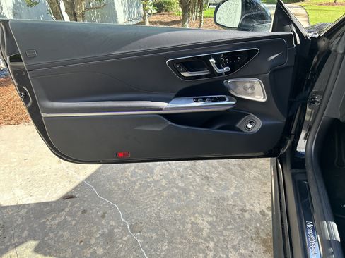 Certified 2025 Mercedes-Benz CLE 300 4MATIC Cabriolet image 29