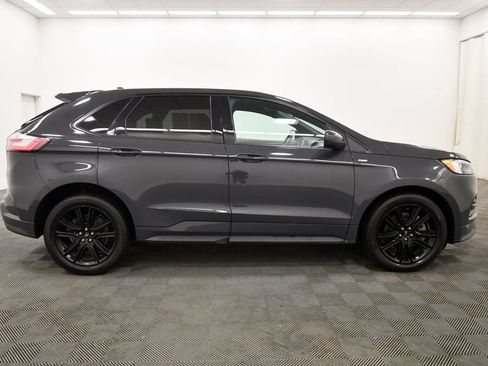 Used 2021 Ford Edge ST-Line w/ Cold Weather Package AWD/4WD image 9