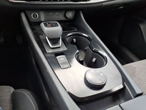 Certified 2023 Nissan Rogue SV AWD/4WD image 21