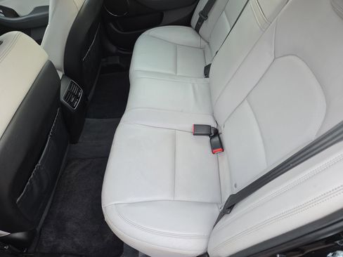 Used 2014 Kia Cadenza Limited image 17