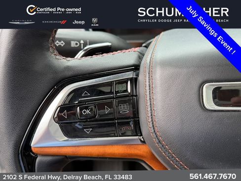 Used 2023 Jeep Grand Cherokee L Summit AWD/4WD image 30
