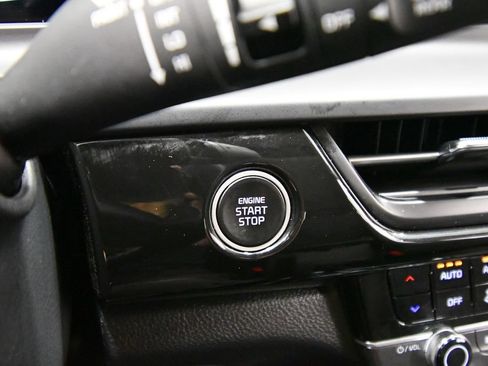Certified 2025 Kia Seltos S AWD/4WD image 25