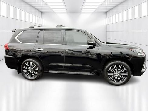 Used 2019 Lexus LX 570 4WD w/ Luxury Package image 4