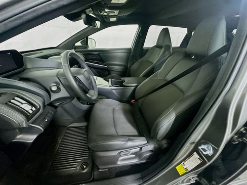 Used 2023 Toyota bZ4X XLE w/ Weather Package image 13