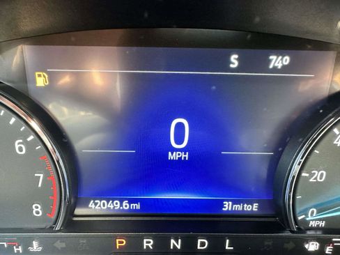 Used 2023 Ford Explorer XLT w/ Equipment Group 202A image 31