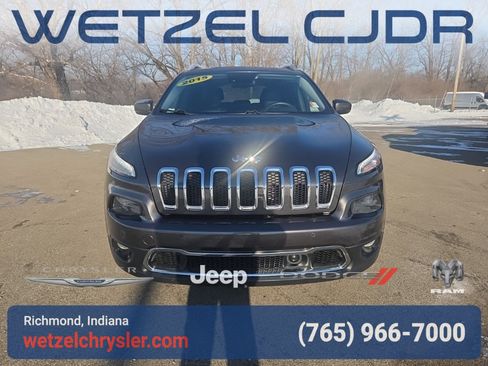 Used 2015 Jeep Cherokee Limited w/ Technology Group image 2