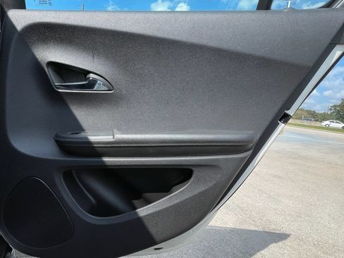 Used 2014 Chevrolet Volt Premium w/ Premium Trim Package FWD image 35