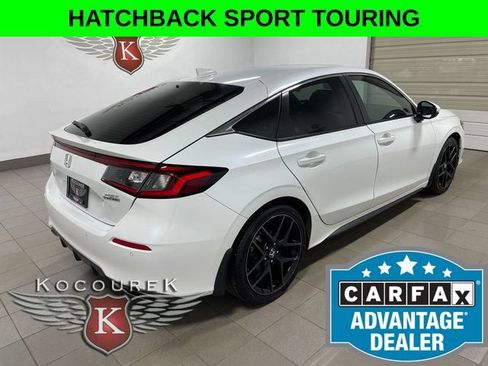 Used 2024 Honda Civic Sport Touring image 6