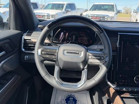 New 2026 GMC Acadia Denali Ultimate w/ LPO, Floor Liner Package image 15