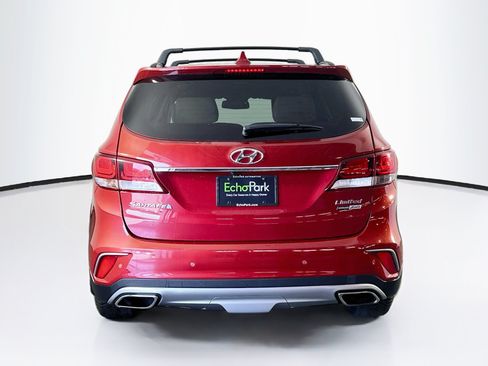 Used 2018 Hyundai Santa Fe Limited AWD/4WD image 7