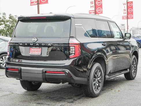 New 2026 Nissan Armada SV image 7