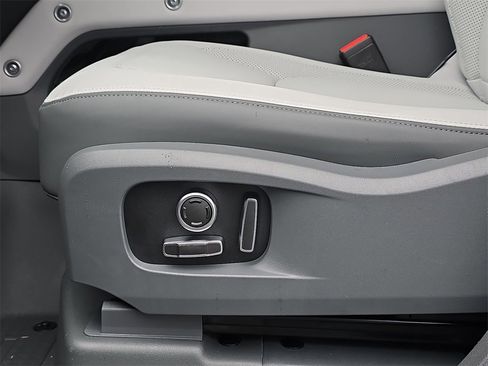 New 2026 Land Rover Defender 130 S image 30