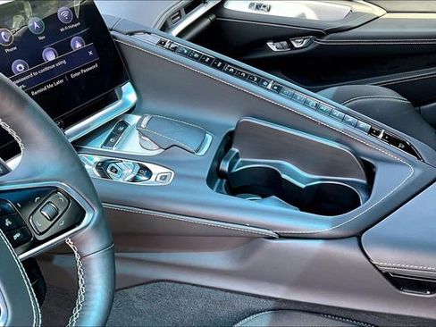 Used 2020 Chevrolet Corvette Stingray Premium Cpe w/ 3LT Preferred Equipment Group RWD image 17