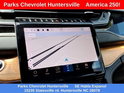 Used 2023 Jeep Grand Cherokee L Summit AWD/4WD image 4