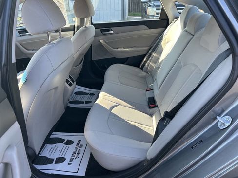 Used 2019 Hyundai Sonata SEL image 16