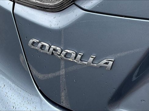 Used 2024 Toyota Corolla LE FWD image 30