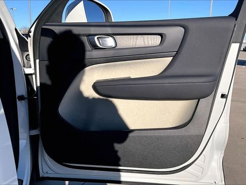 Used 2023 Volvo XC40 B5 Plus w/ Protection Package image 25