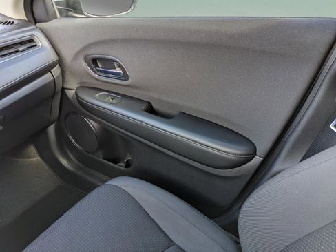 Used 2021 Honda HR-V EX image 21