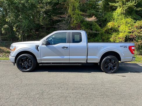 Certified 2022 Ford F150 XL w/ STX Black Appearance Package image 5