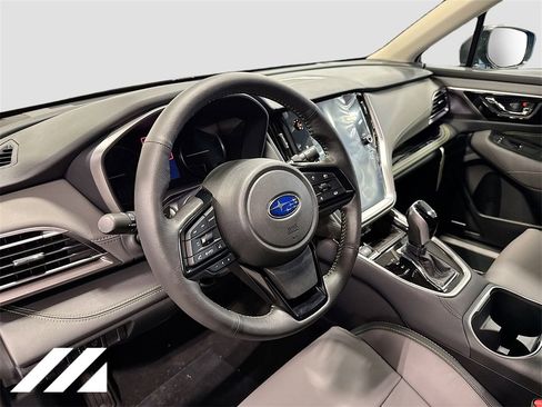 Certified 2025 Subaru Outback Onyx Edition image 9