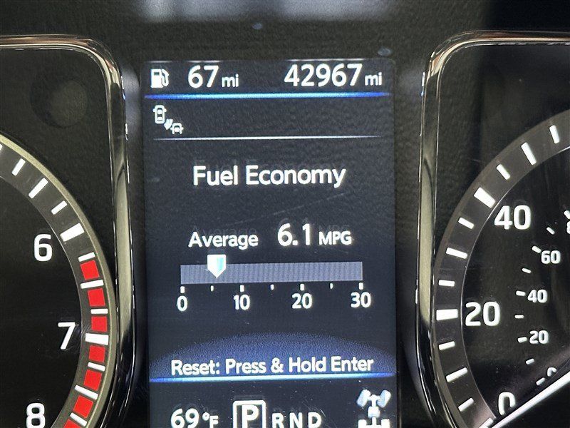 Used 2019 Nissan Titan SV w/ SV Convenience Package AWD/4WD image 28