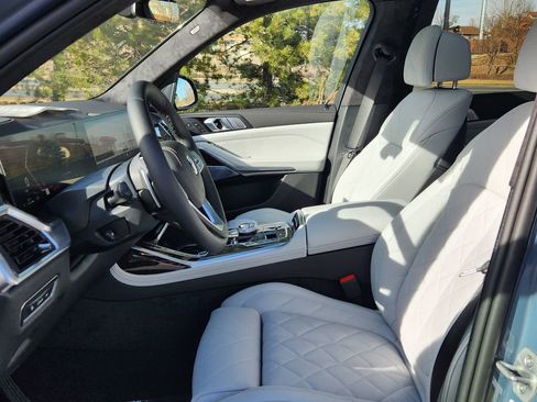 New 2026 BMW X7 xDrive40i image 9