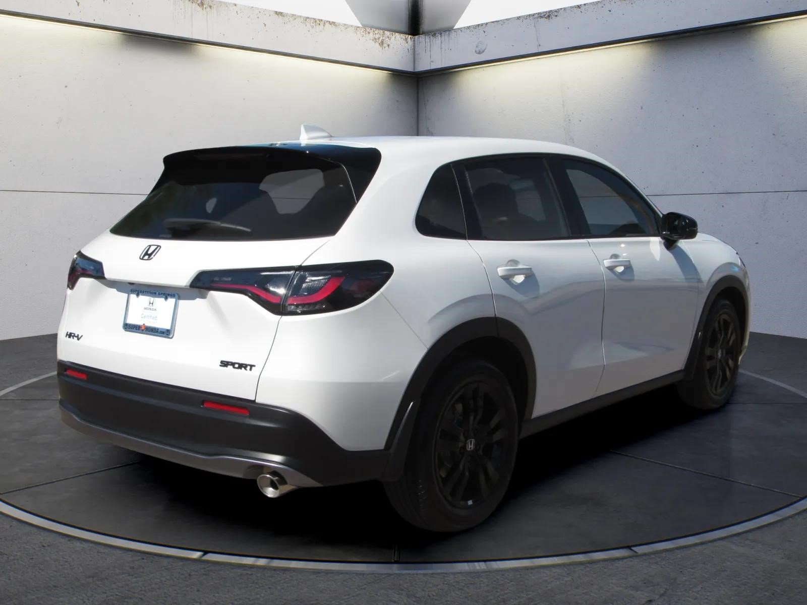 Certified 2027 Honda HR-V Sport image 5