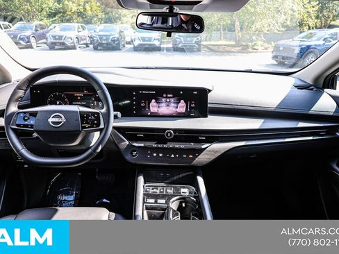 Used 2025 Nissan Murano SV FWD image 22