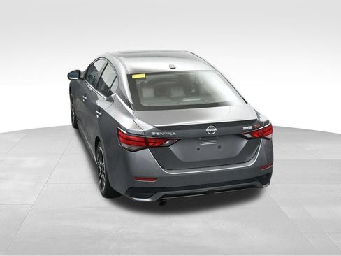 Used 2024 Nissan Sentra SR w/ SR Premium Package FWD image 21